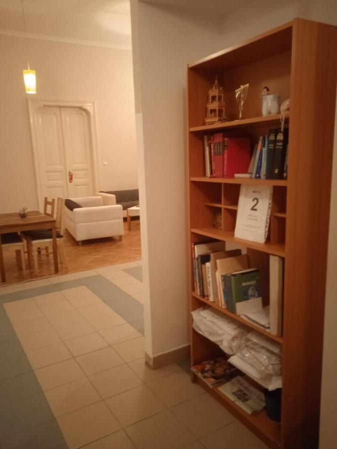 אפרטהוטל Alternative Hilton In Central בודפשט מראה חיצוני תמונה